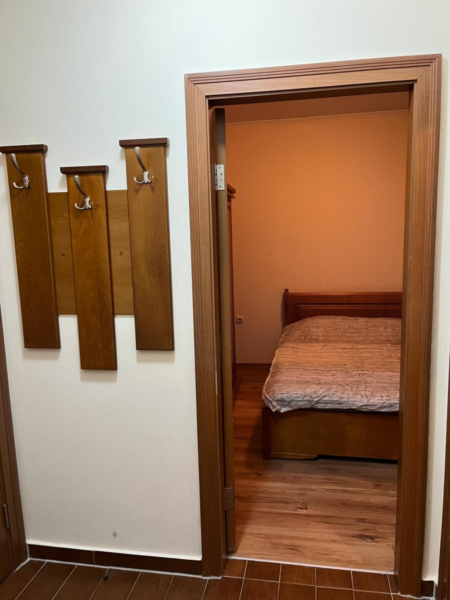 Ski Zone At Gondola, Warm And Cosy, Wifi, Ac, Netflix, Perfect One Bedroom Appartment, Beautiful View Bansko Eksteriør bilde